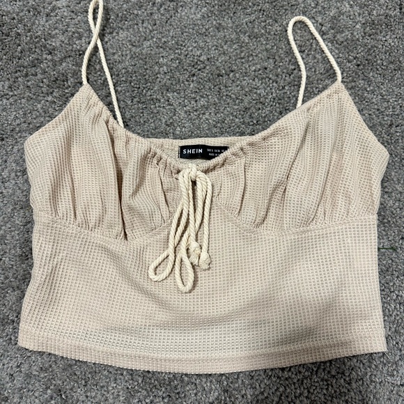 Shein tank - Picture 1 of 2